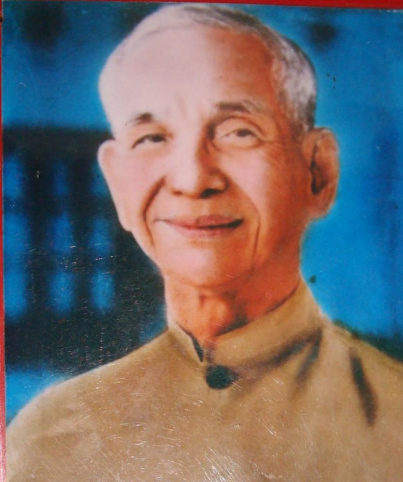 http://caodaigiaoly.free.fr/DiAnhCoCGBuiHaThanh.jpg